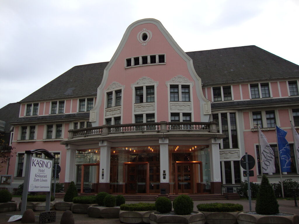 Kasino Hotel Leverkusen Exterior foto